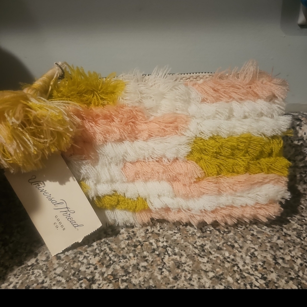 Universal Thread Textured Clutch - image 1